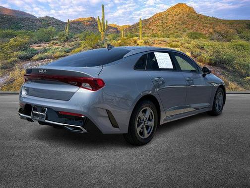 2022 Kia K5 LXS