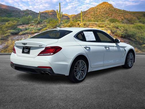 2020 Genesis G70 2.0T