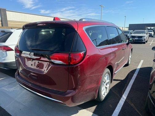 2018 Chrysler Pacifica Touring-L Plus