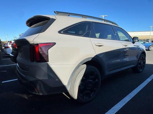 2024 Kia Sorento X-Line EX