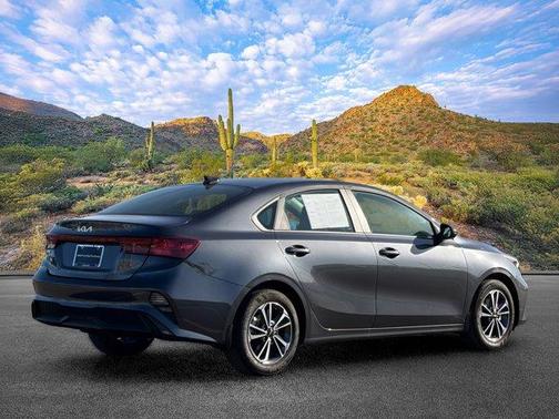 Gravity Gray 2024 Kia Forte LXS