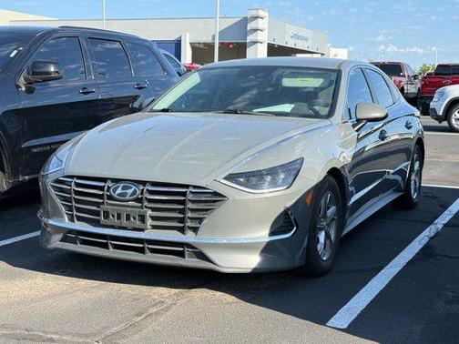 2021 Hyundai SONATA SE