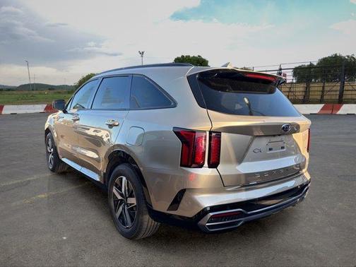 Crystal Beige 2021 Kia Sorento S