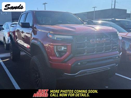 2023 GMC Canyon AT4