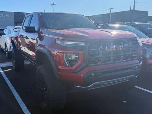 2023 GMC Canyon AT4