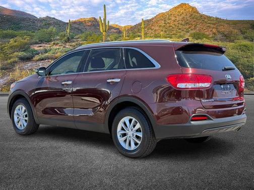 2018 Kia Sorento LX