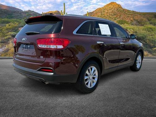 2018 Kia Sorento LX