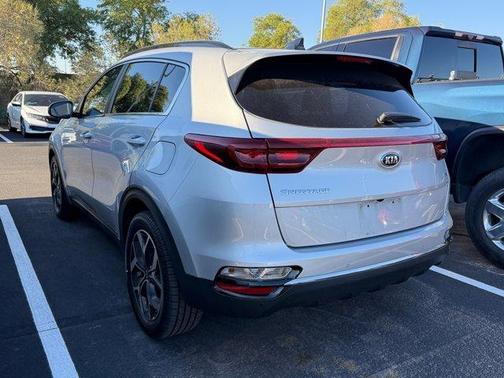 2020 Kia Sportage EX