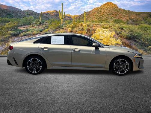 2021 Kia K5 EX