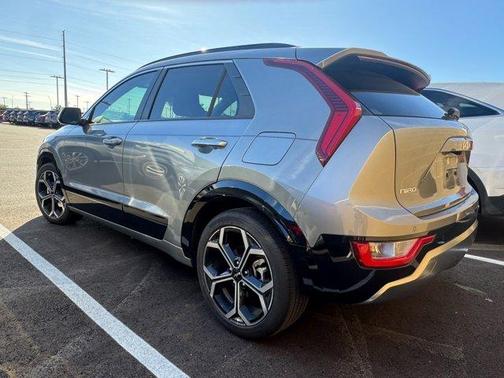 2023 Kia Niro EX Touring