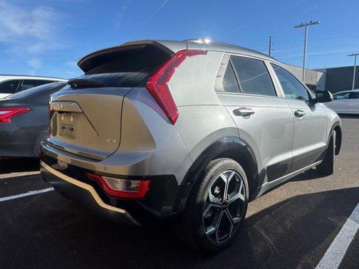 2023 Kia Niro EX Touring