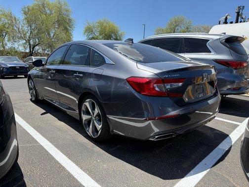 2019 Honda Accord Touring 2.0T