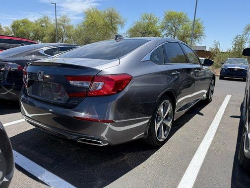 2019 Honda Accord Touring 2.0T