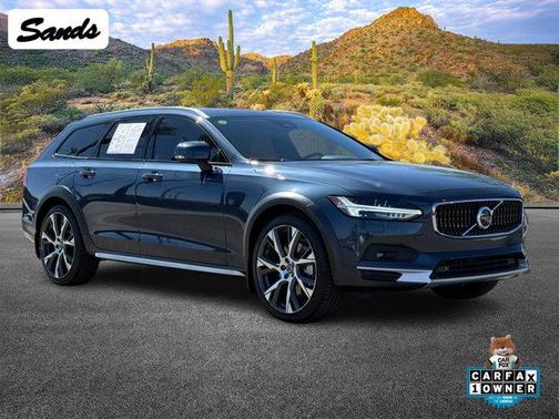 2023 Volvo V90 Cross Country B6 Ultimate
