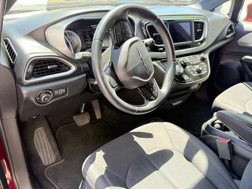 2018 Chrysler Pacifica Touring Plus
