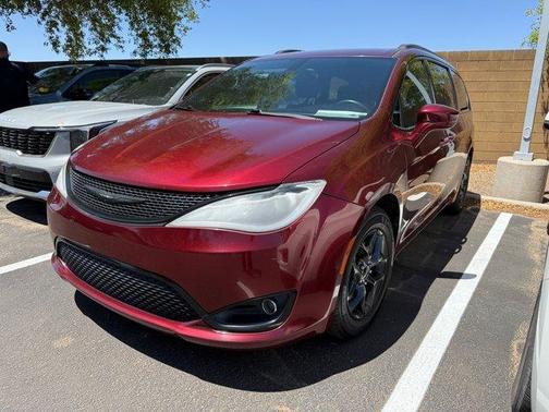 2018 Chrysler Pacifica Touring Plus