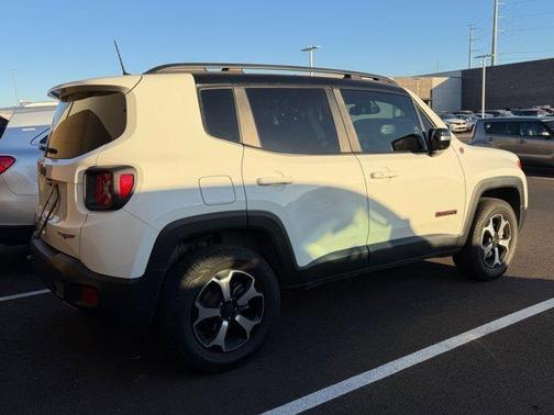 2022 Jeep Renegade Trailhawk