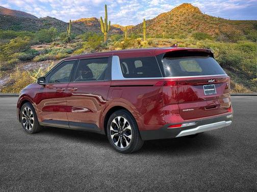 2023 Kia Carnival EX
