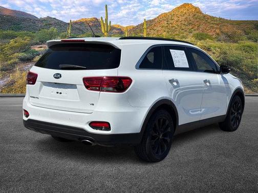 2019 Kia Sorento S