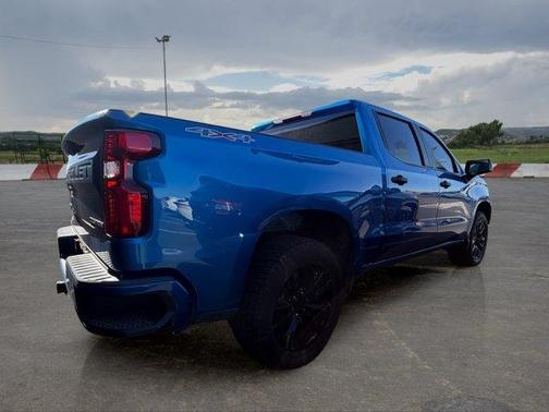 Glacier Blue Metallic 2022 Chevrolet Silverado 1500 Custom