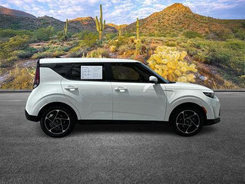 2023 Kia Soul EX