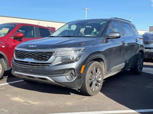 2022 Kia Seltos S