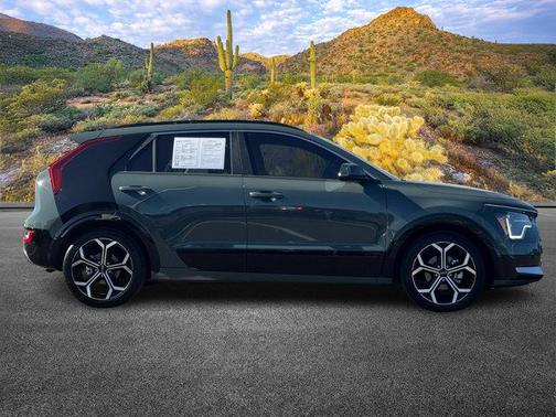 2024 Kia Niro SX Touring