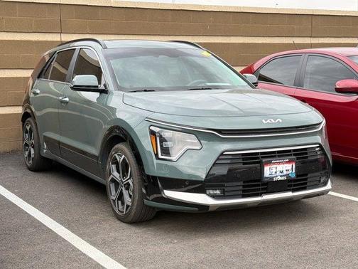 2024 Kia Niro SX Touring