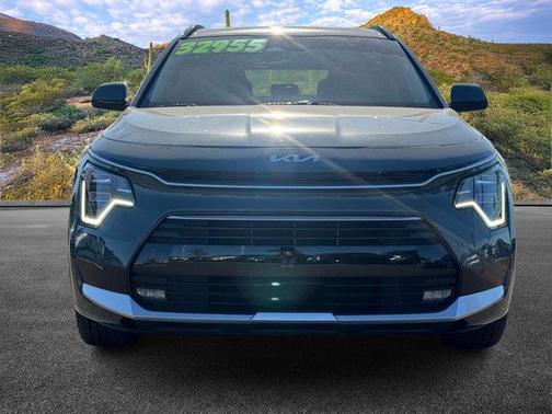 2024 Kia Niro SX Touring