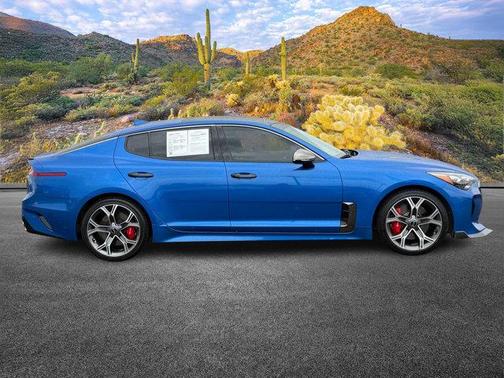 2021 Kia Stinger GT1