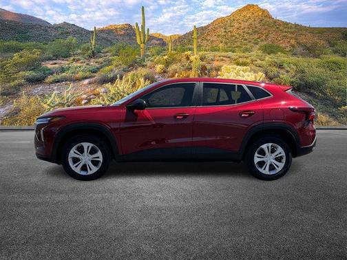 2025 Chevrolet Trax LS