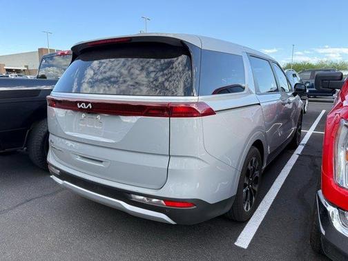 2022 Kia Carnival EX