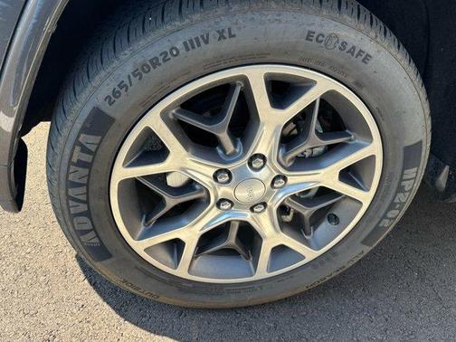 2018 Jeep Grand Cherokee Sterling Edition