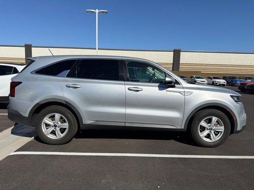2021 Kia Sorento LX