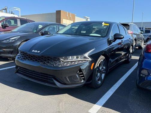 2022 Kia K5 EX