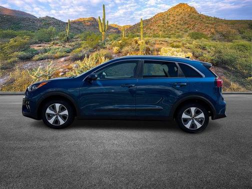 2020 Kia Niro LX