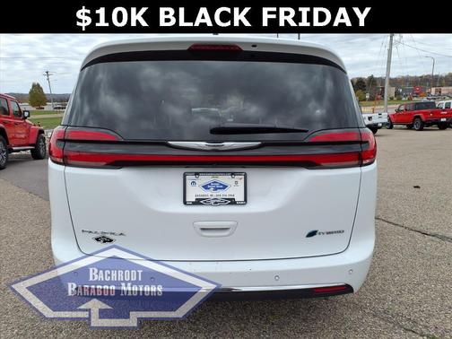 2024 Chrysler Pacifica Hybrid Select