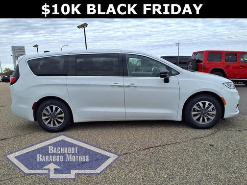 2024 Chrysler Pacifica Hybrid Select