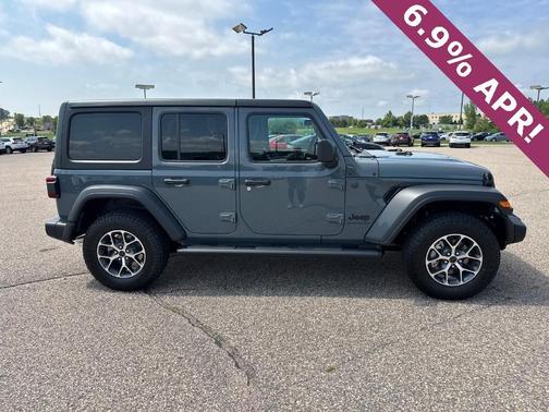 2025 Jeep Wrangler Sport