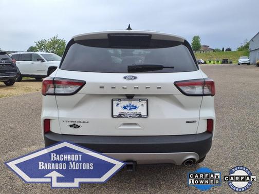 2022 Ford Escape Titanium Hybrid
