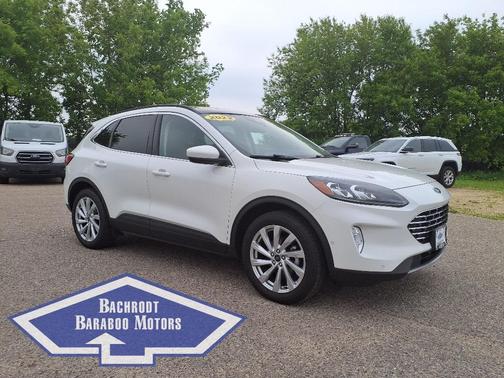 2022 Ford Escape Titanium Hybrid