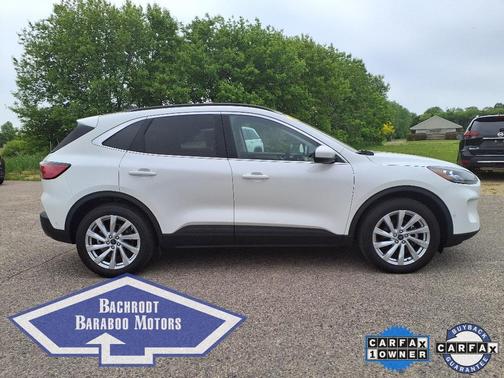 2022 Ford Escape Titanium Hybrid