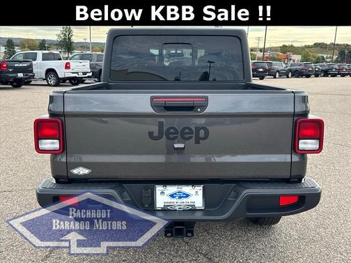 2023 Jeep Gladiator Sport