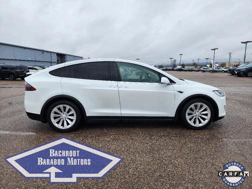 2017 Tesla Model X 75D