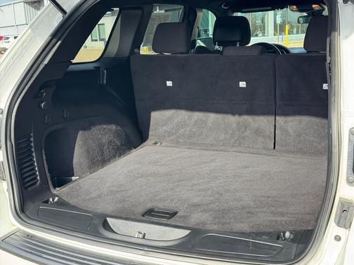 2020 Jeep Grand Cherokee Laredo E