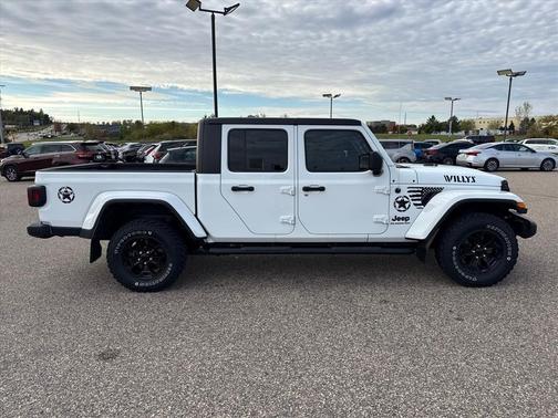 2022 Jeep Gladiator Sport