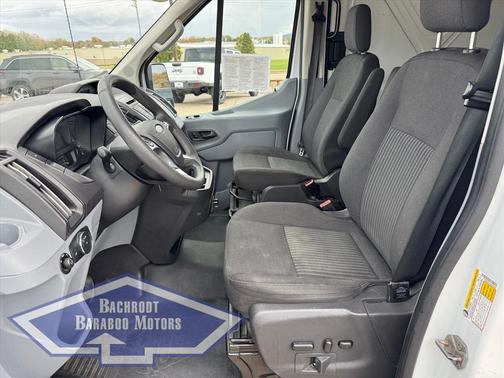 2018 Ford Transit-250 148 WB Medium Roof Cargo