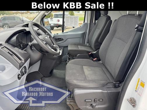 2018 Ford Transit-250 148 WB Medium Roof Cargo