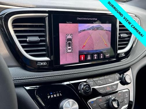 2025 Chrysler Pacifica Hybrid Select