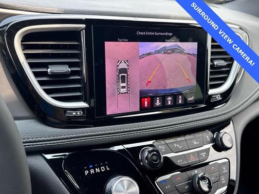 2025 Chrysler Pacifica Hybrid Select